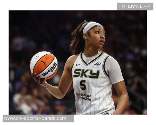 水星队面临挑战WNBA总决赛G3半场落后王牌12分形势严峻 水星队面临挑战WNBA总决赛G3半场落后王牌12分形势严峻