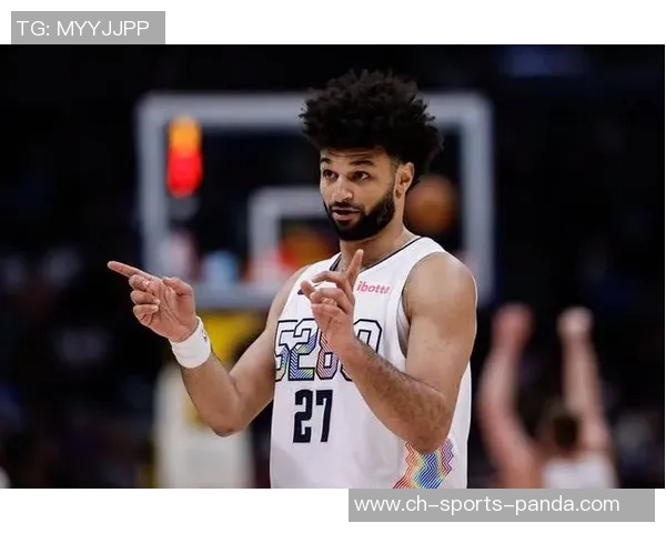 阿德尔曼赞穆雷状态出色并对其休赛期组织训练表示欣慰 阿德尔曼赞穆雷状态出色并对其休赛期组织训练表示欣慰