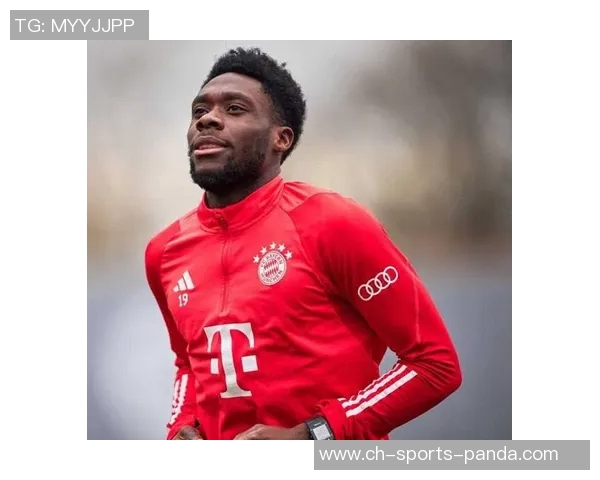 戴维斯恢复训练进展顺利预计很快回归拜仁合练