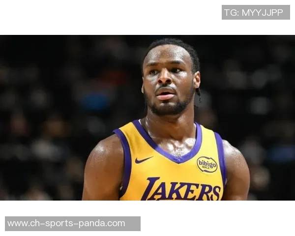 雷迪克称斯玛特等人是布朗尼的导师深入解析布朗尼的角色定位与发展方向