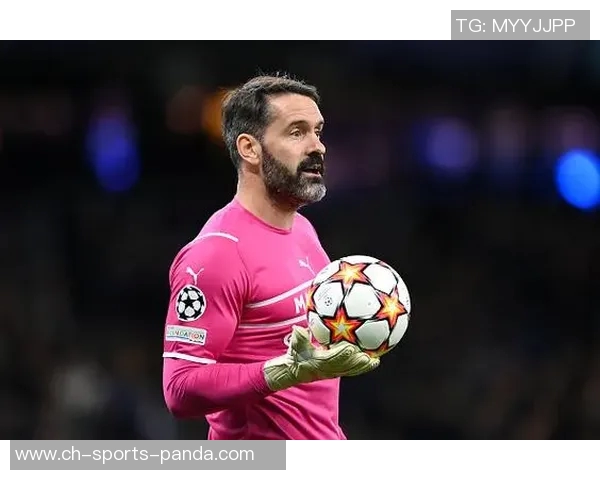 弹指二十载风云变幻卡森退役与2005年伊斯坦布尔之夜球员的告别之路