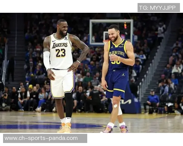 詹姆斯称库里无球状态最具威胁作为对手与好友我深有体会