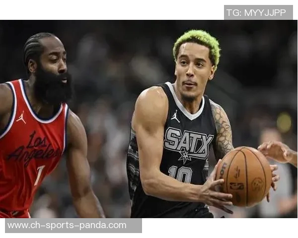 米奇约翰逊谈索汉左手腕受伤对回归时间线的影响不大 米奇约翰逊谈索汉左手腕受伤对回归时间线的影响不大