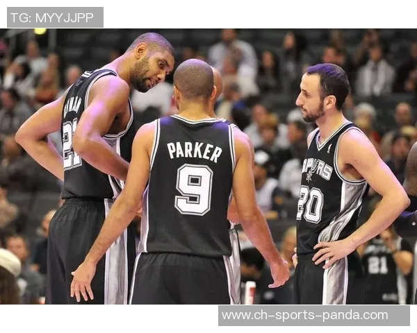 马刺对阵尼克斯吉诺比利的精彩表现与传奇时刻回顾